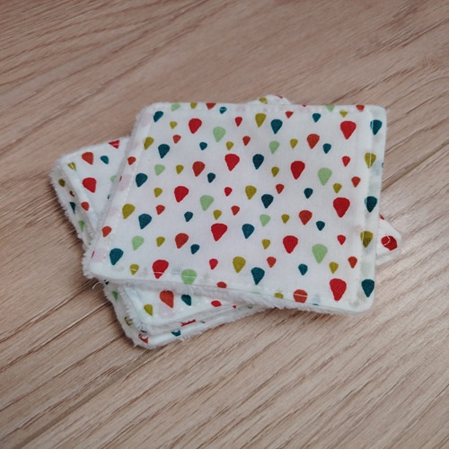 Les petites lingettes de Lisia- pluie de bonheur